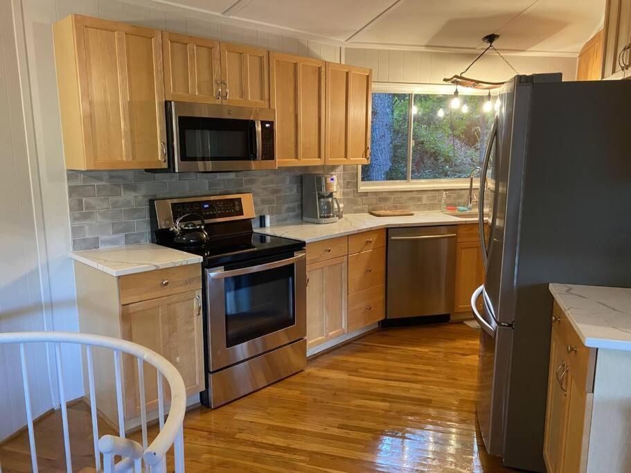 Montreat Round House - Mountain Views, Renovated Villa Black Mountain Dış mekan fotoğraf