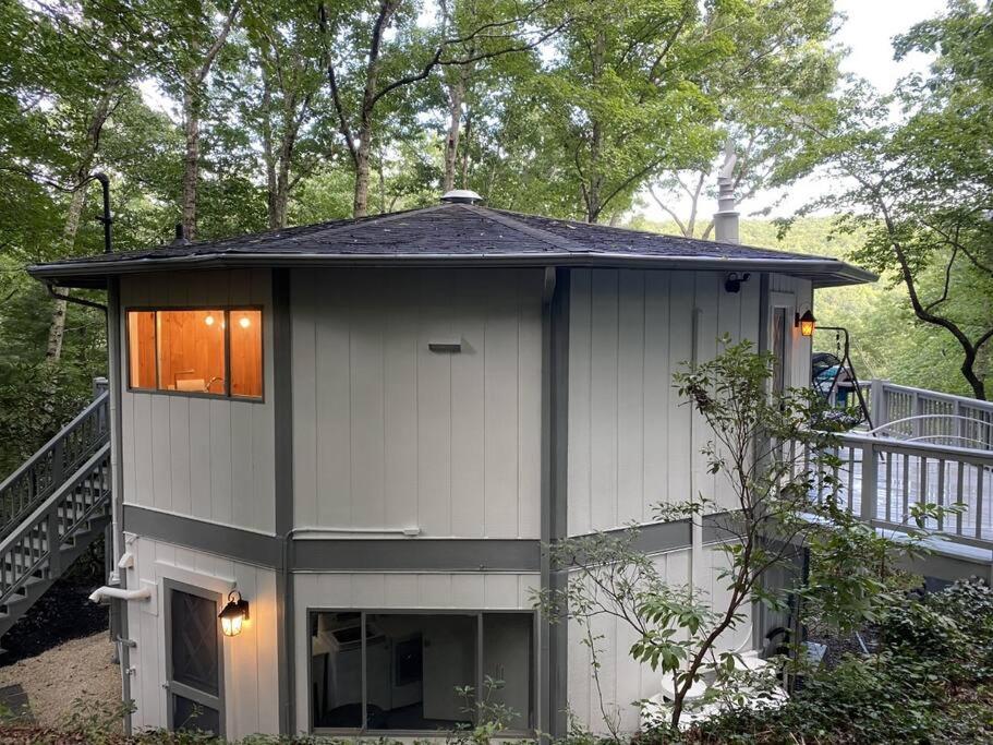 Montreat Round House - Mountain Views, Renovated Villa Black Mountain Dış mekan fotoğraf