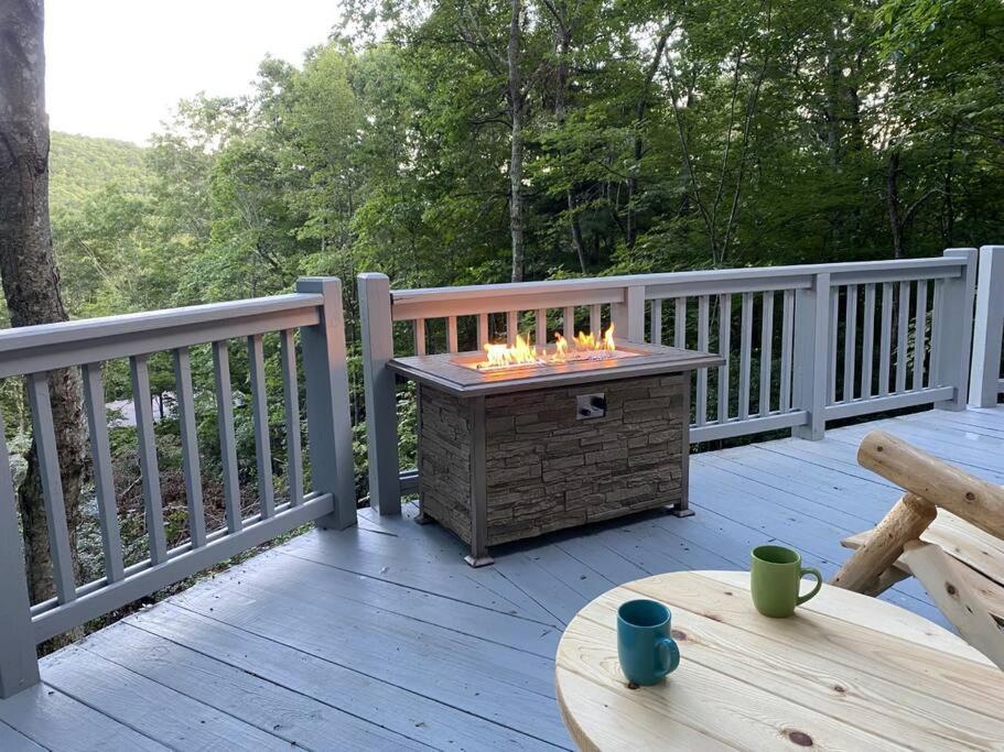 Montreat Round House - Mountain Views, Renovated Villa Black Mountain Dış mekan fotoğraf