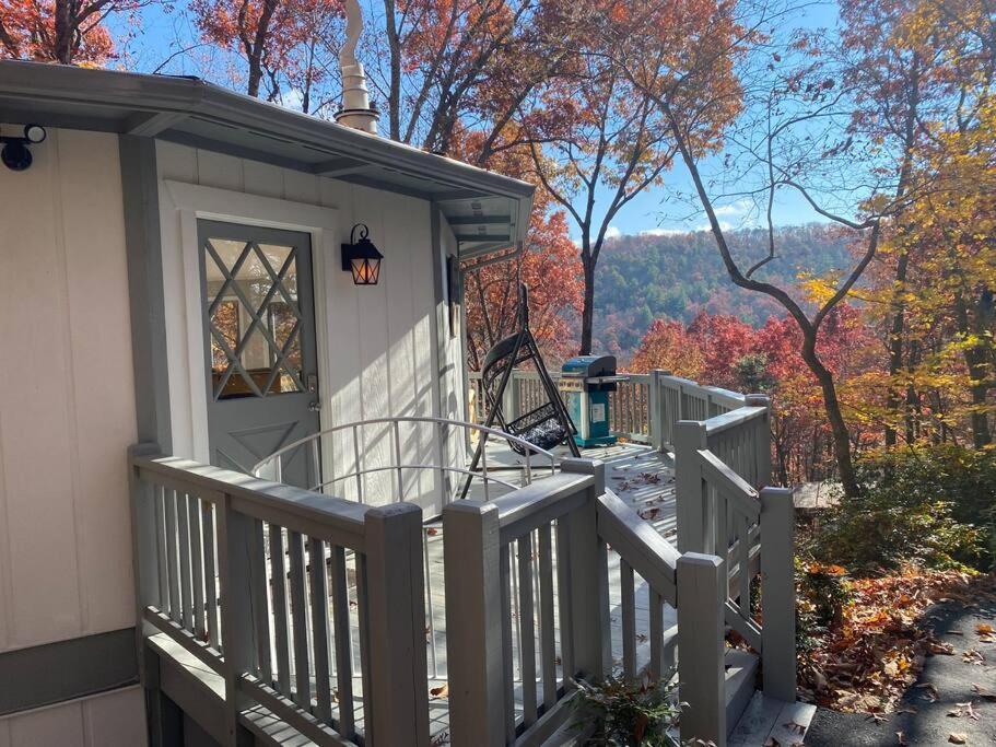 Montreat Round House - Mountain Views, Renovated Villa Black Mountain Dış mekan fotoğraf